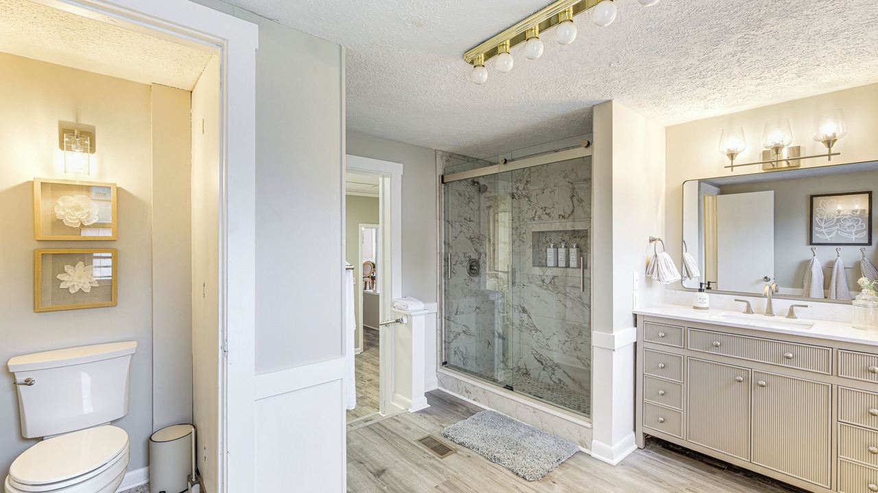 Photo of Bathroom in Alliance
