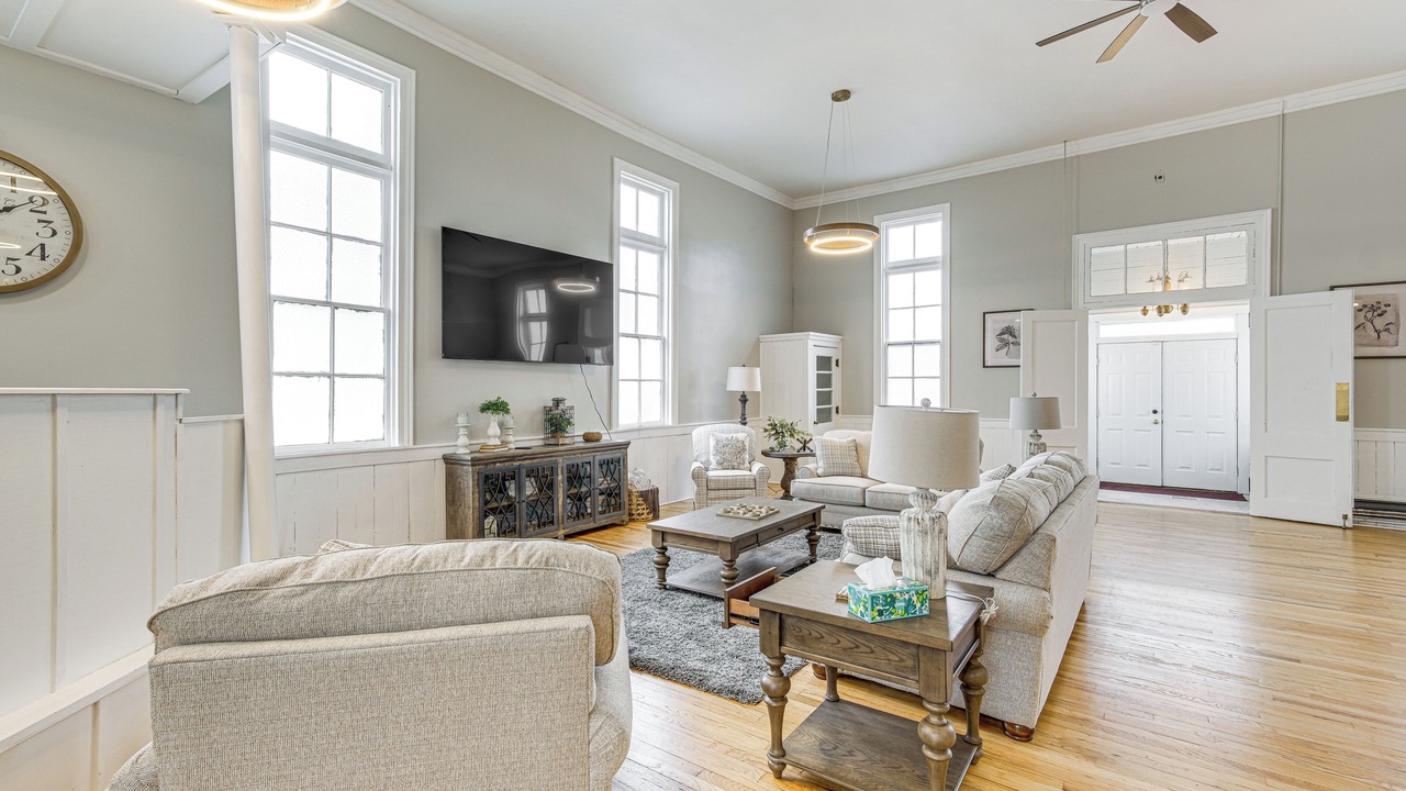 Photo of Livingroom in Alliance