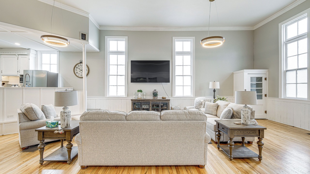 Photo of Livingroom in Alliance