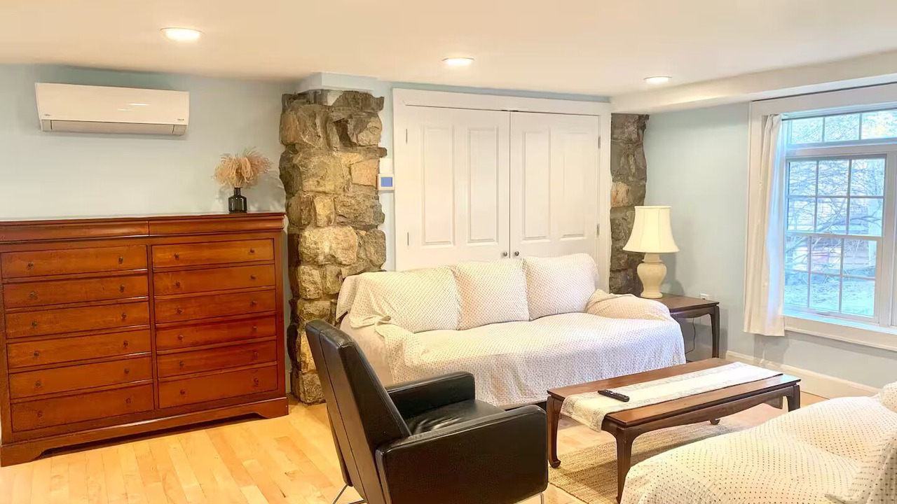 Photo of Livingroom in Hopatcong