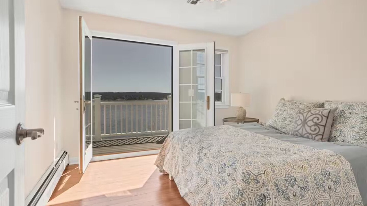 Photo of Bedroom in Hopatcong