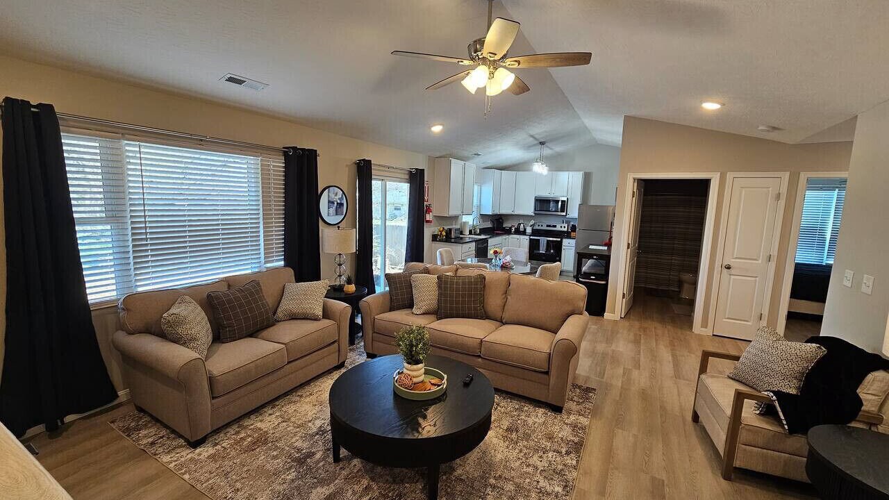 Photo of Livingroom in Trenton