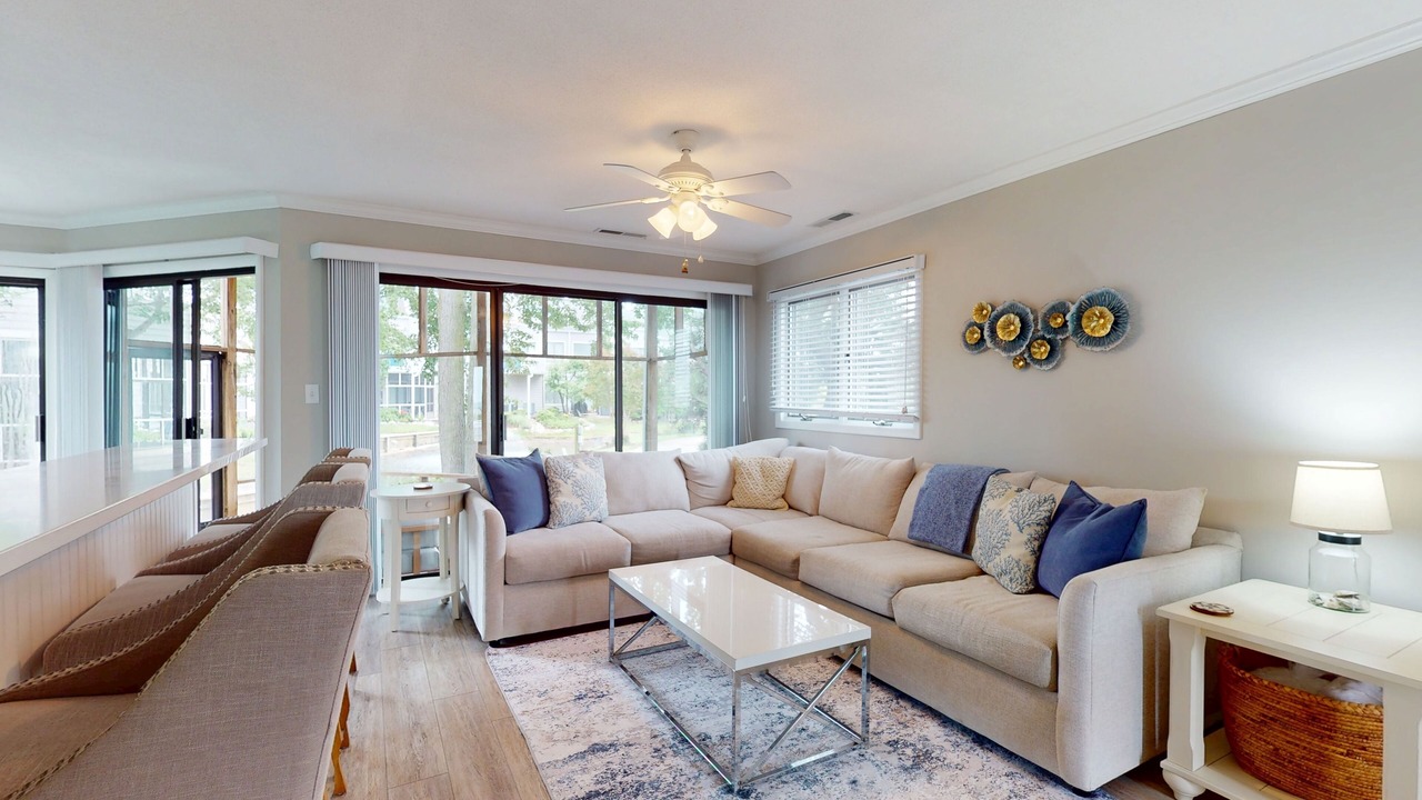 Photo of Livingroom in Fenwick Island