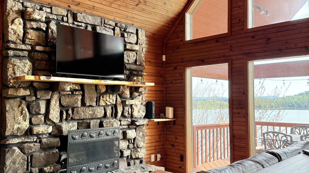 Photo of Livingroom in Beaver Shores