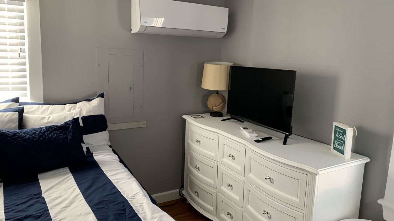 Photo of Bedroom in Ocean Beach III