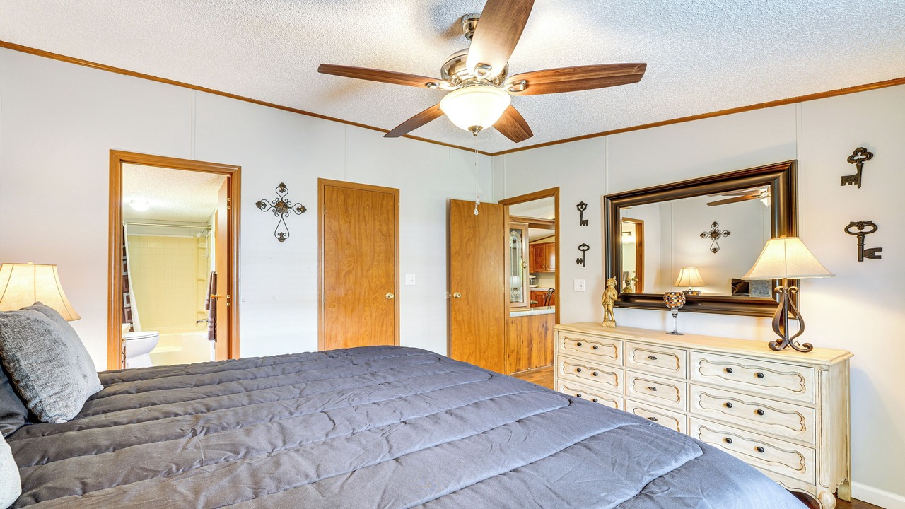 Photo of Bedroom in Belle