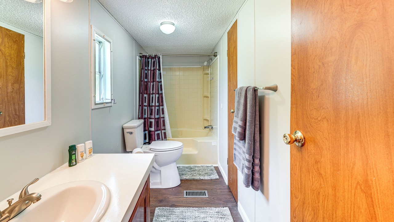 Photo of Bathroom in Belle