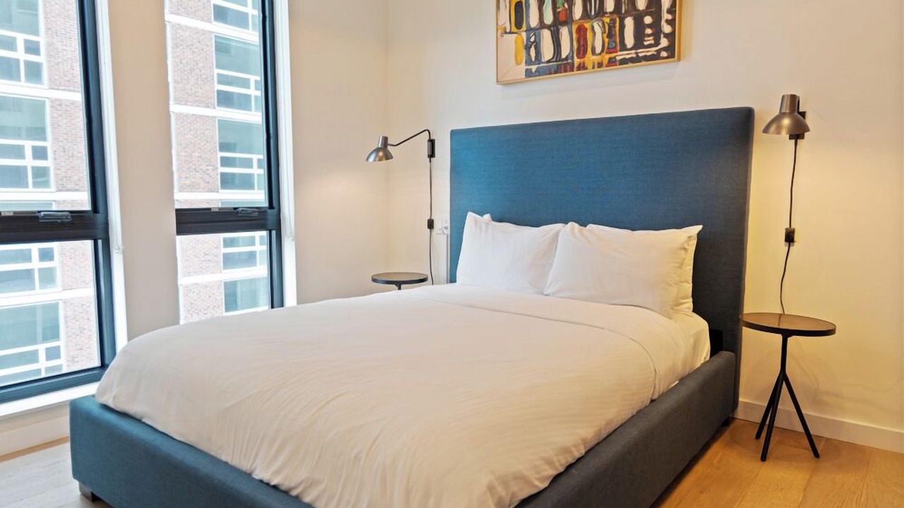 Photo of Bedroom in Logan Square
