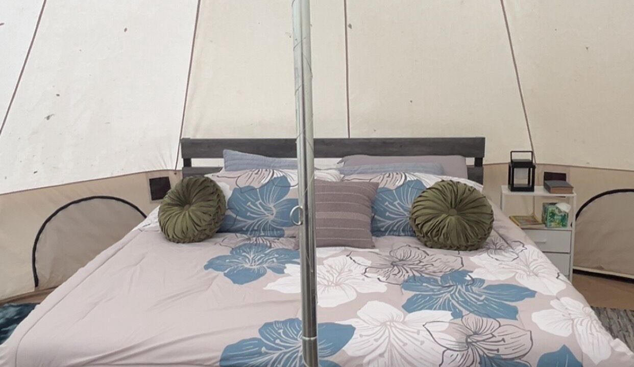 Photo of Bedroom in Leeper