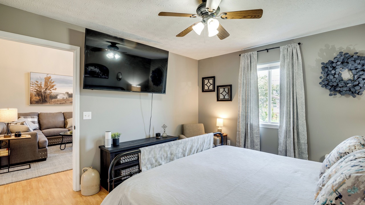 Photo of Bedroom in Mill Springs