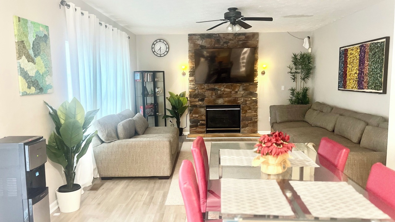 Photo of Livingroom in Owings Mills