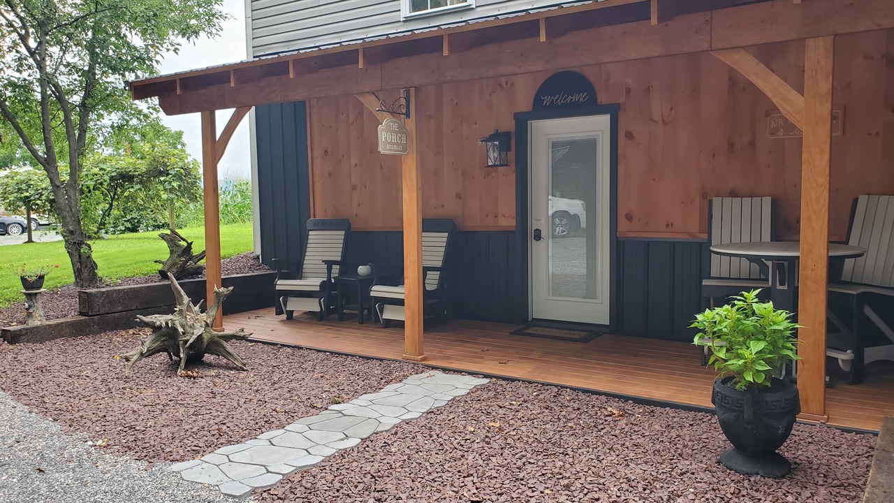 Photo of Patio Balcony in Pleasant Hall