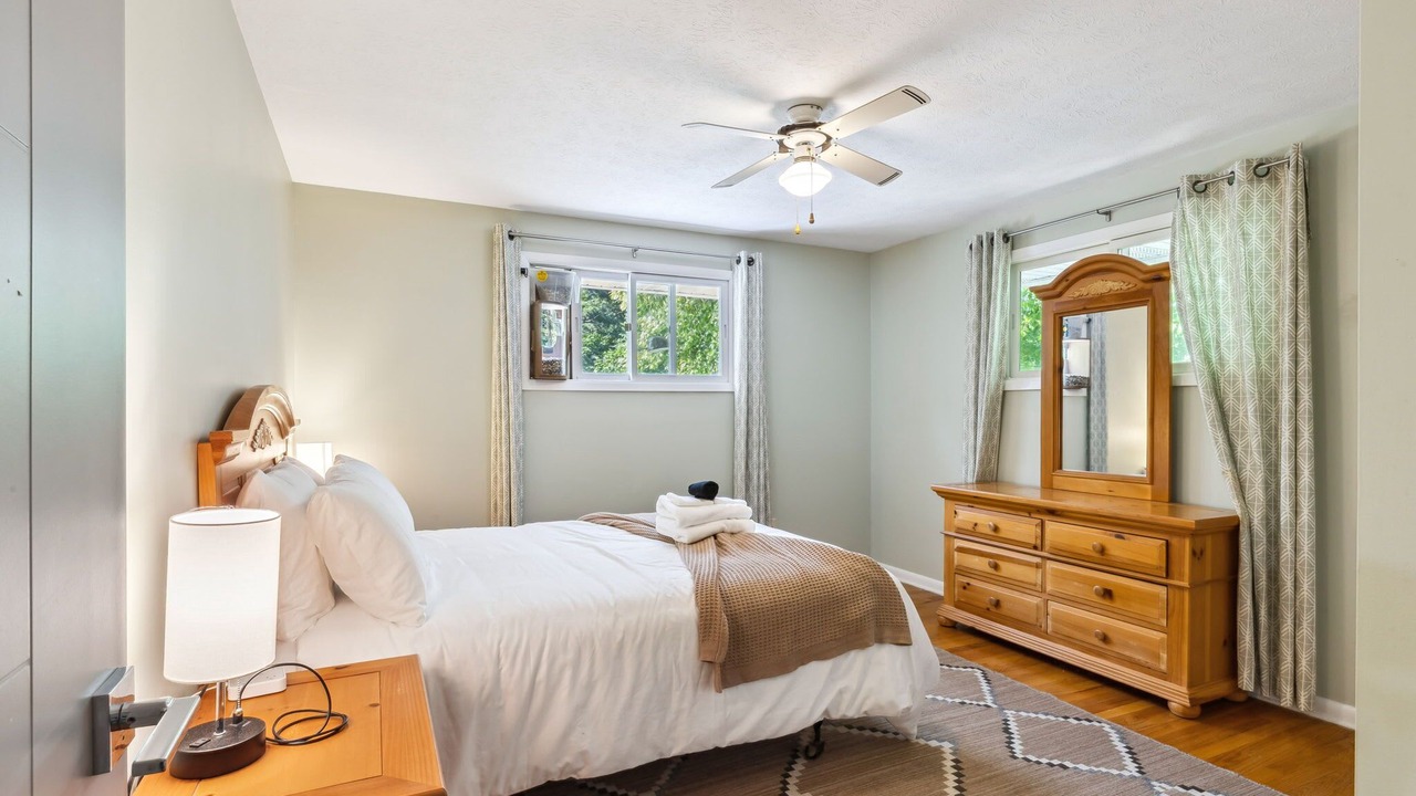 Photo of Bedroom in Lyndhurst