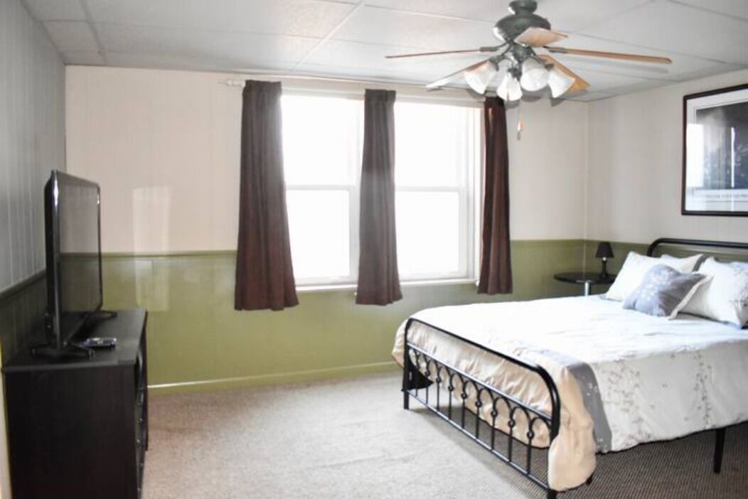 Photo of Bedroom in Kyle