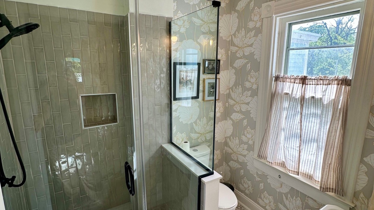 Photo of Bathroom in Chesapeake City