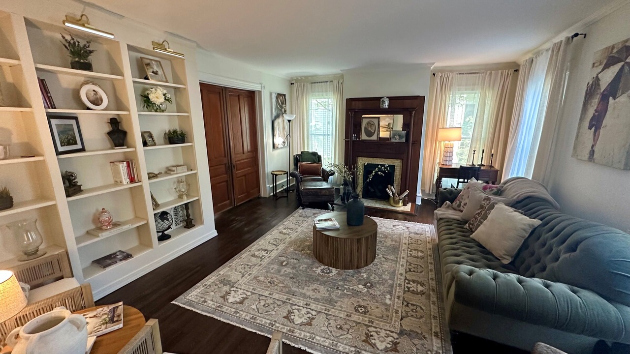 Photo of Livingroom in Chesapeake City