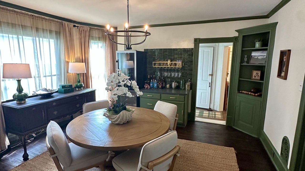 Photo of Livingroom in Chesapeake City