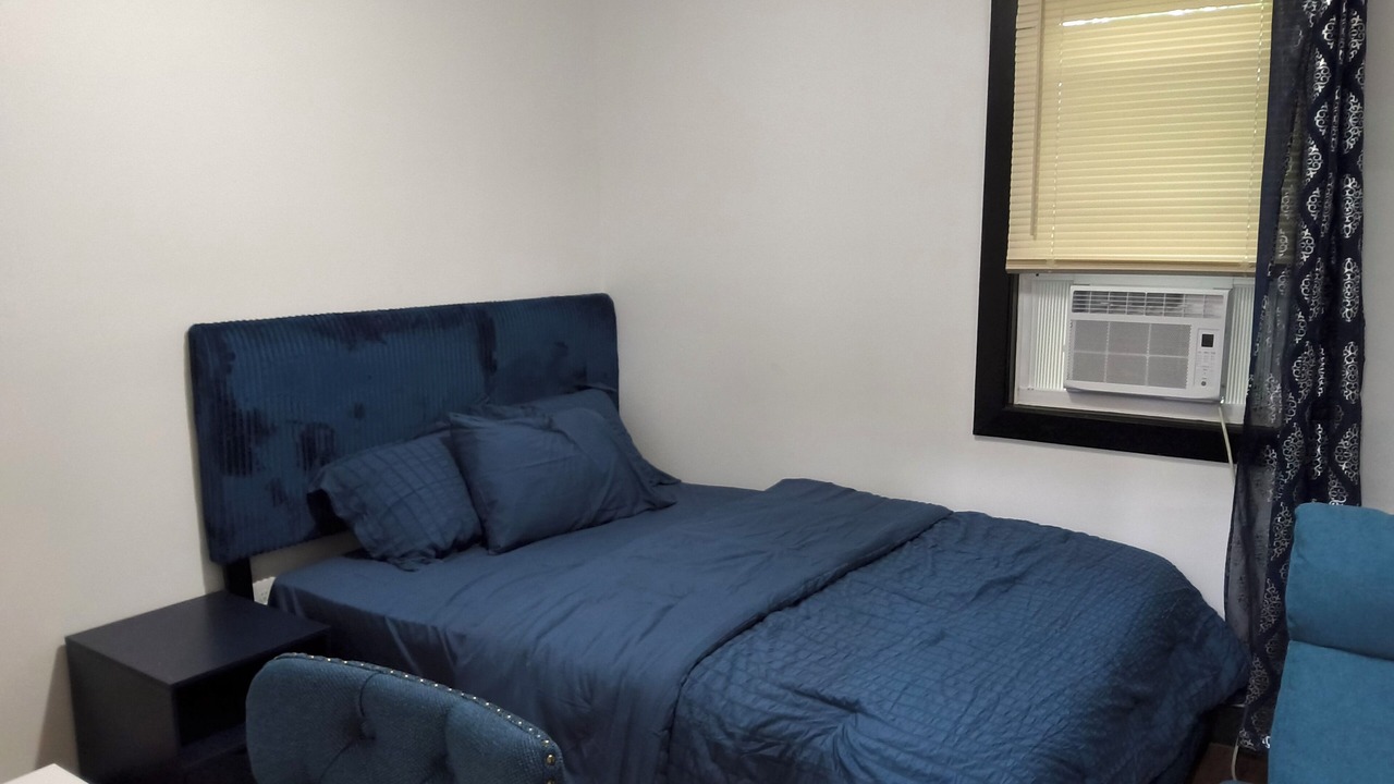 Photo of Bedroom in Weequahic