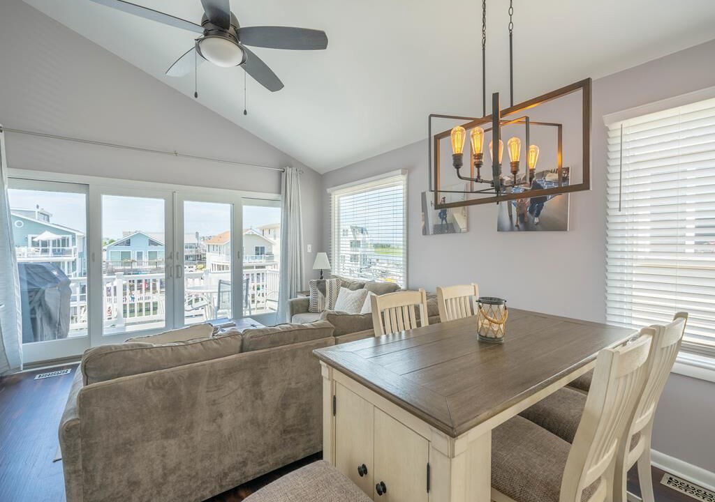 Photo of Livingroom in Avalon