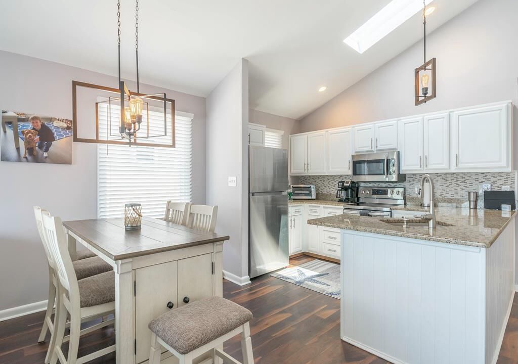 Photo of Kitchen in Avalon