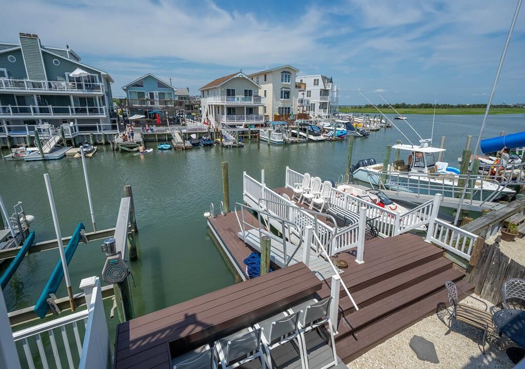 Photo of Others in Avalon