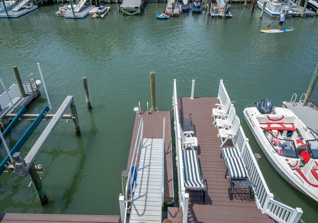Photo of Others in Avalon