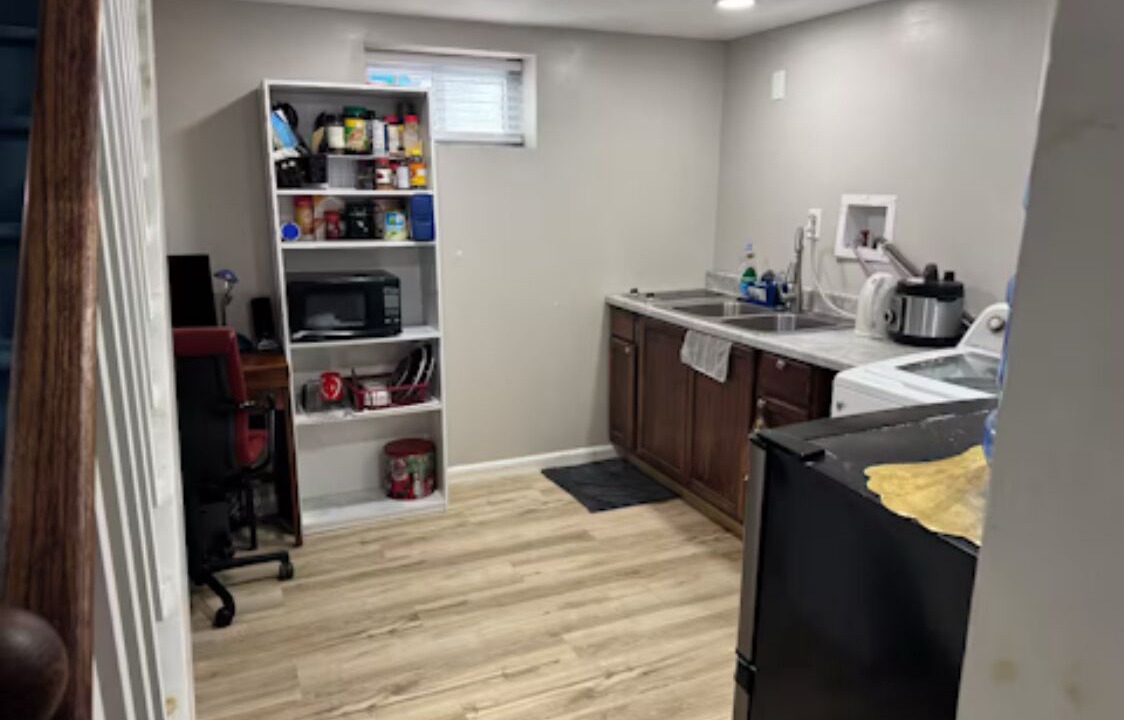 Photo of Kitchen in Iselin
