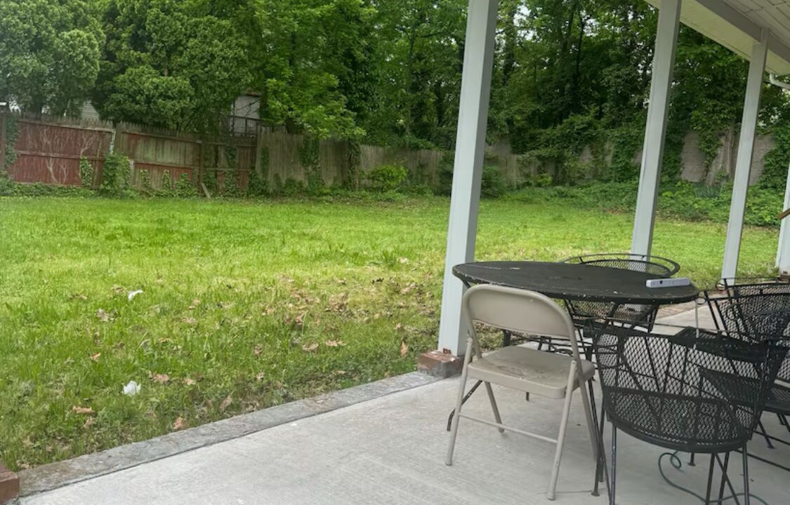 Photo of Outdoor in Iselin