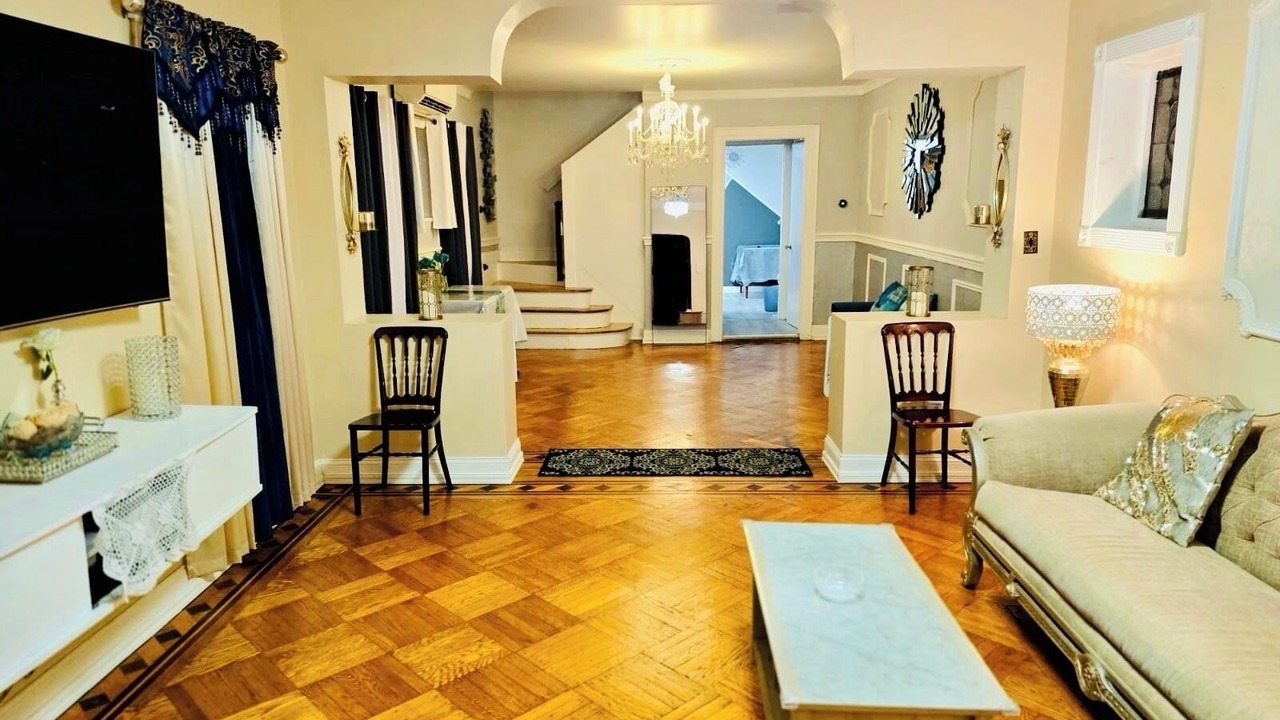 Photo of Livingroom in East Flatbush