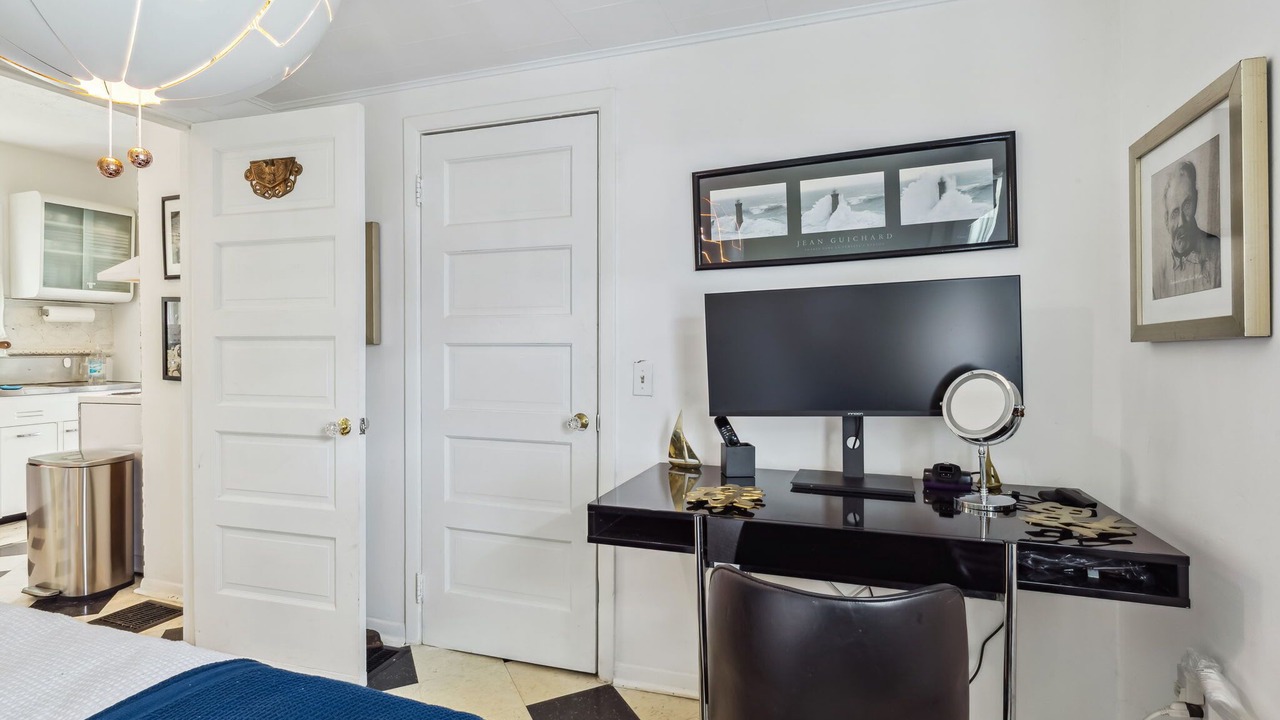 Photo of Bedroom in Ashtabula