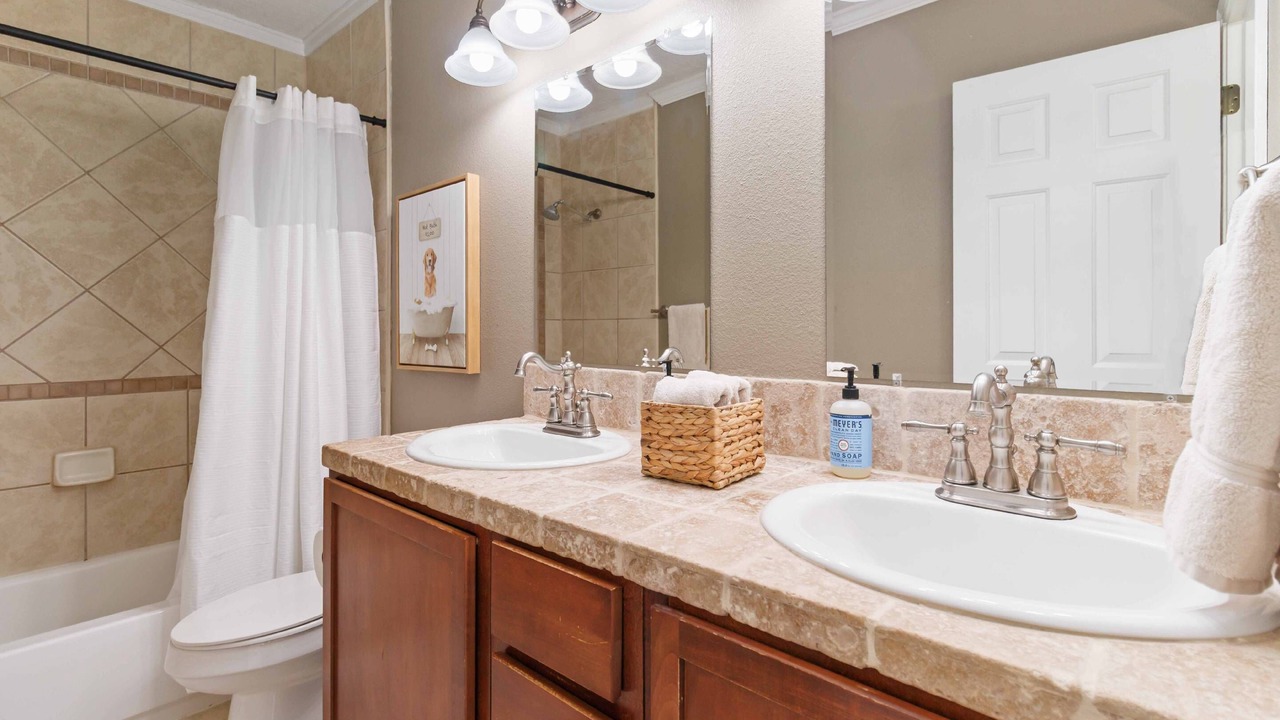 Photo of Bathroom in Depot Bench