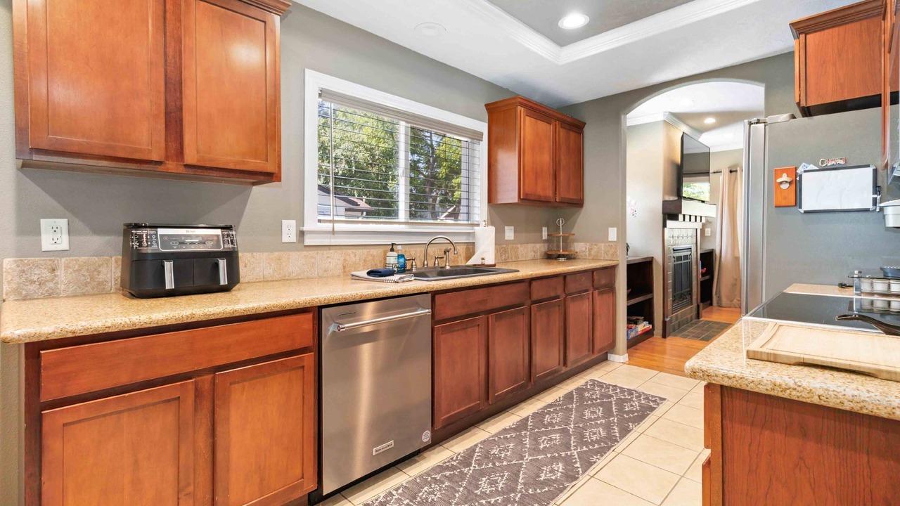 Photo of Kitchen in Depot Bench