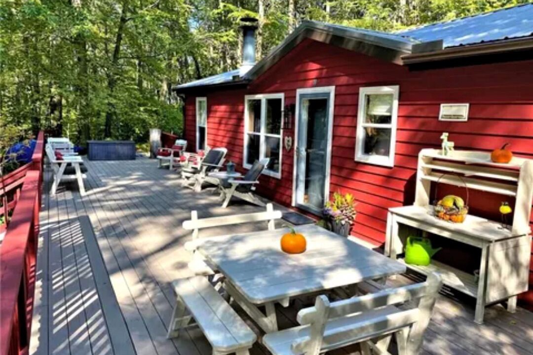 Photo of Outdoor in Gray