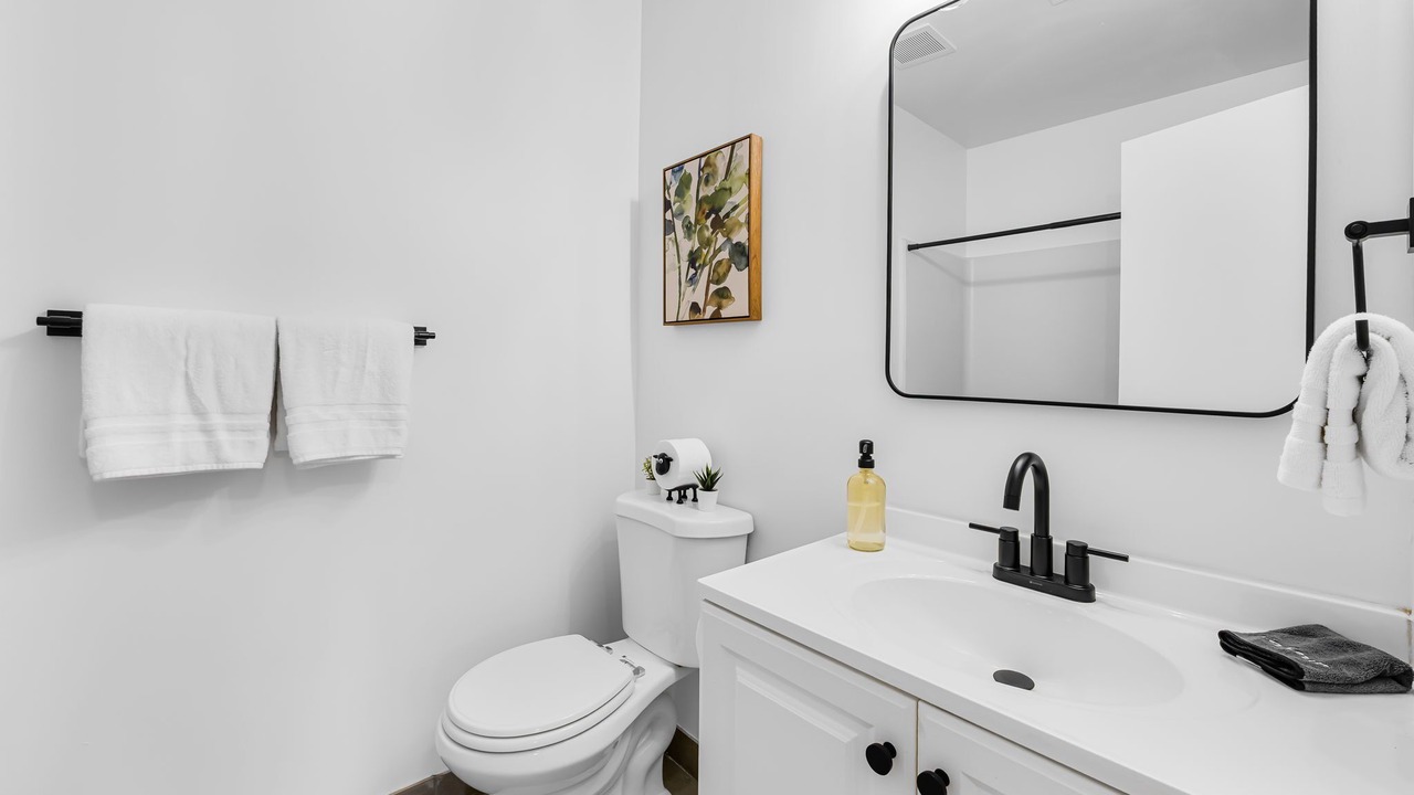 Photo of Bathroom in Inner Harbor