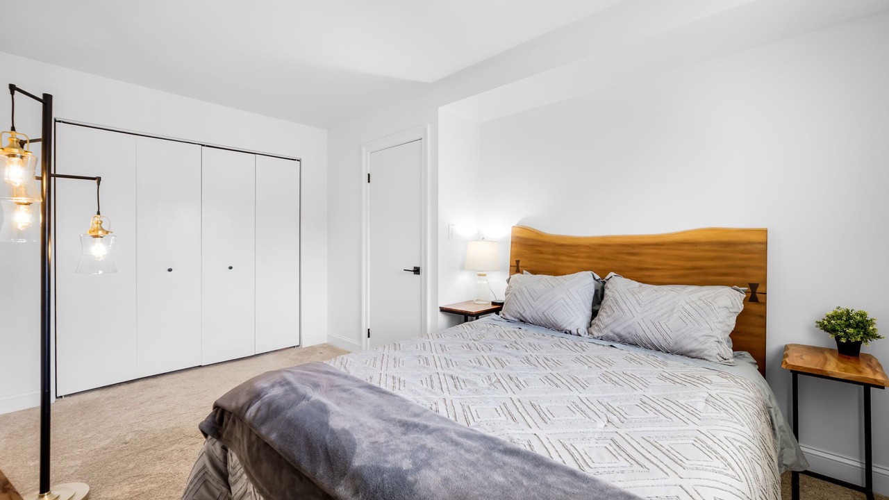 Photo of Bedroom in Inner Harbor