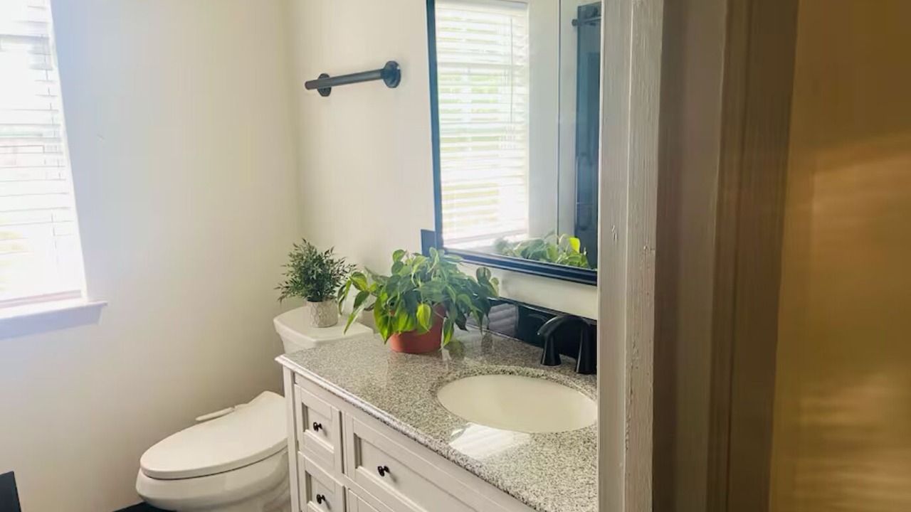 Photo of Bathroom in Stone Tavern