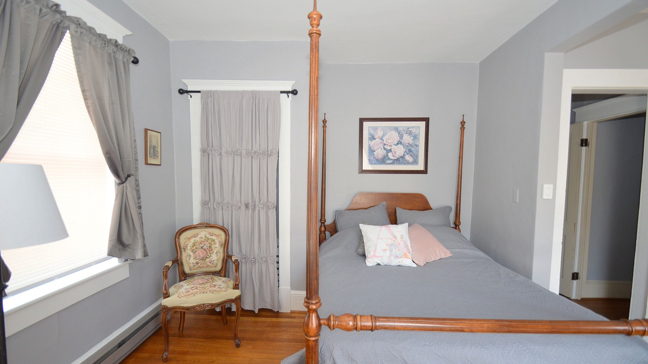 Photo of Bedroom in Berkeley Springs