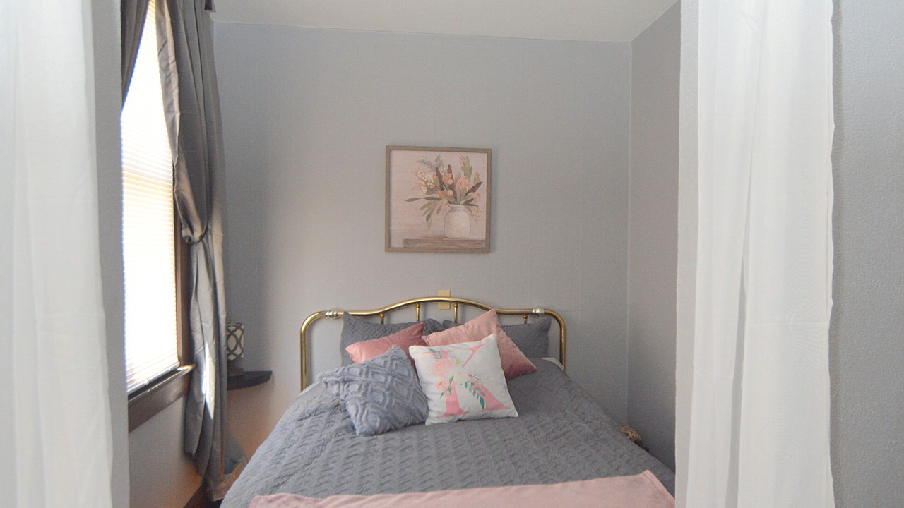 Photo of Bedroom in Berkeley Springs