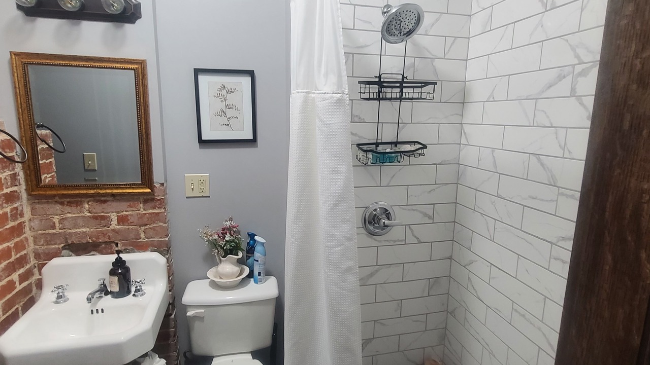 Photo of Bathroom in Berkeley Springs