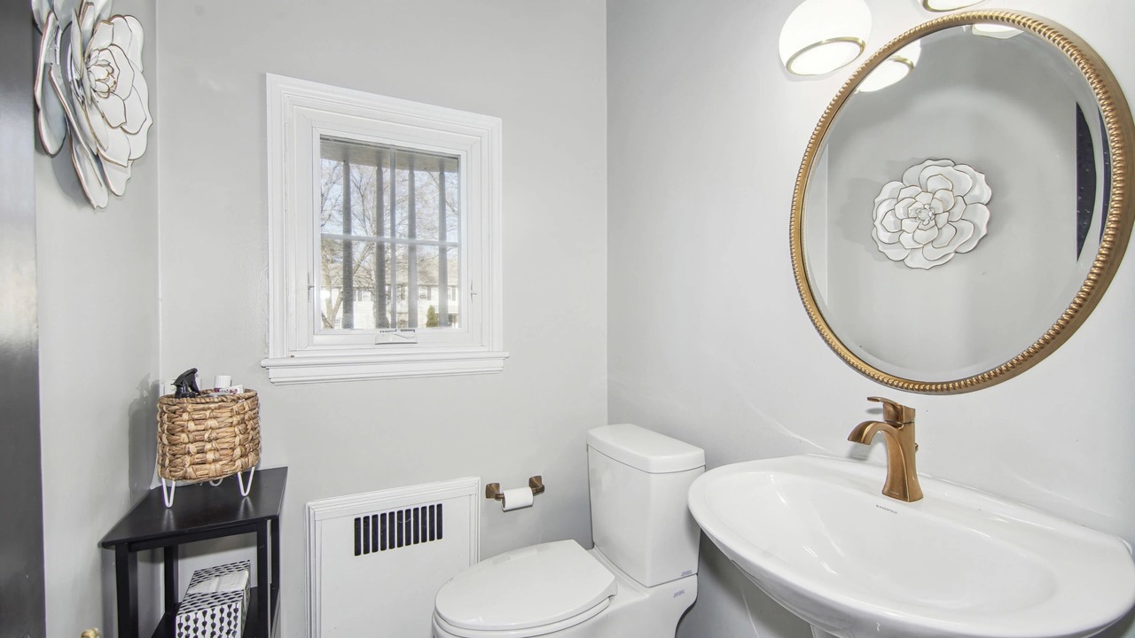 Photo of Bathroom in Beachwood