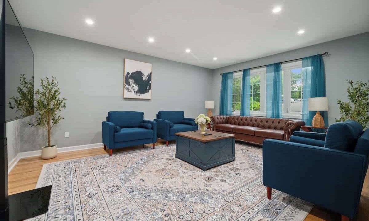 Photo of Livingroom in Southeast Yonkers