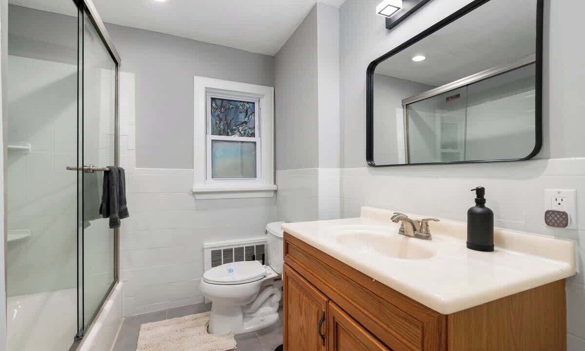 Photo of Bathroom in Southeast Yonkers