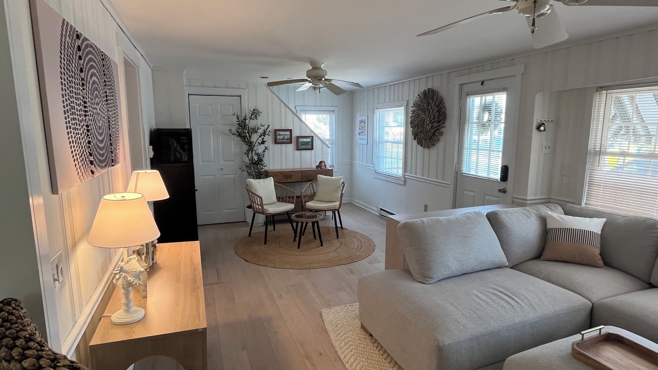 Photo of Livingroom in Beach Haven Gardens
