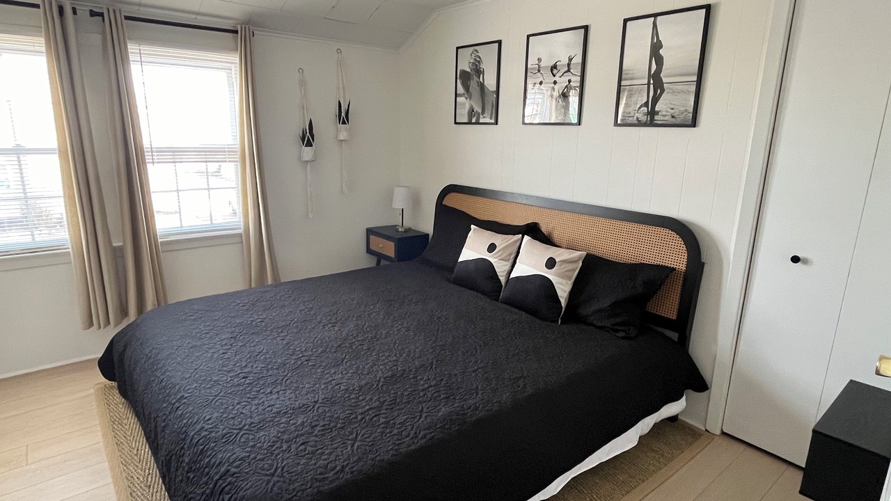 Photo of Bedroom in Beach Haven Gardens