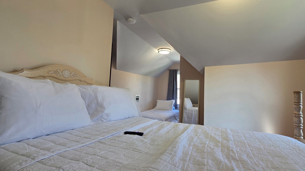 Photo of Bedroom in Keansburg