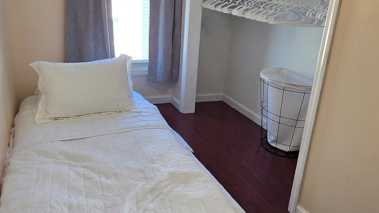 Photo of Bedroom in Keansburg