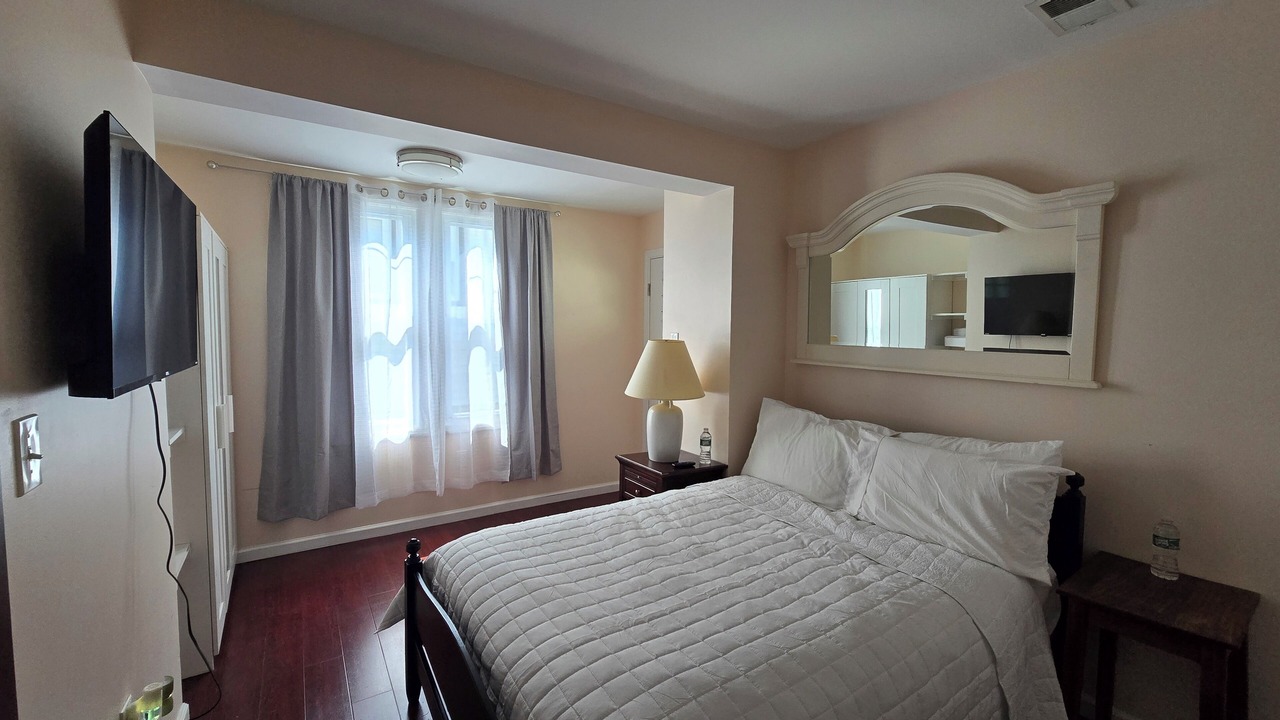 Photo of Bedroom in Keansburg