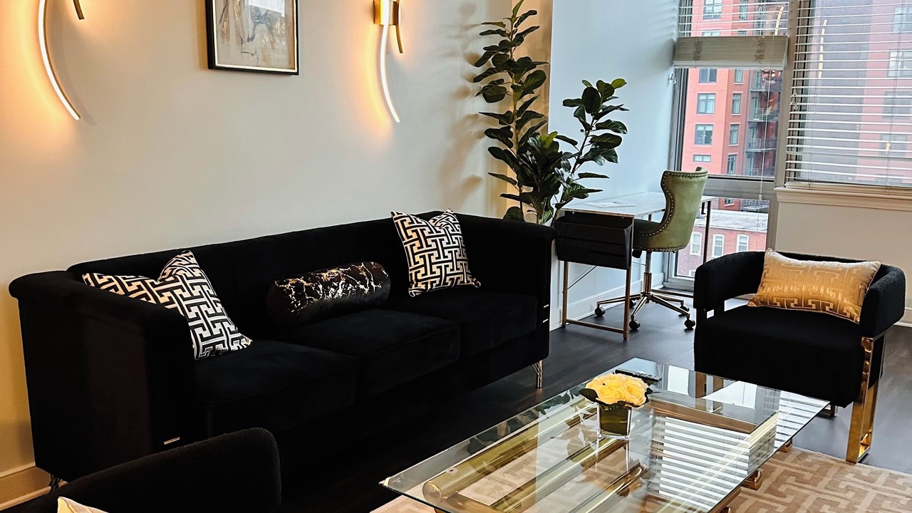 Photo of Livingroom in Mount Vernon Triangle