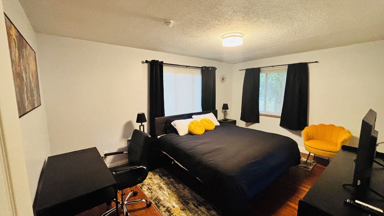 Photo of Bedroom in West Mifflin