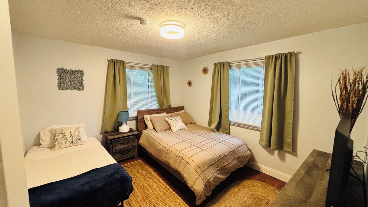 Photo of Bedroom in West Mifflin